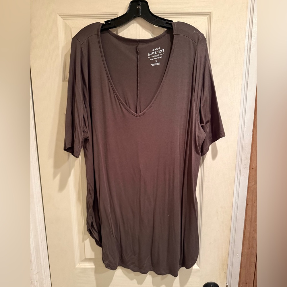 Torrid Soft V-Neck Tee - Green